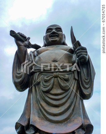Giant Buddah statue in famous Bai Dinh temple, 67054785