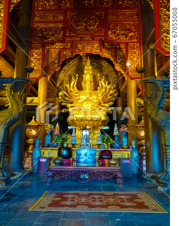 Ninh Binh, Vietnam - July 23, 2013 67055008