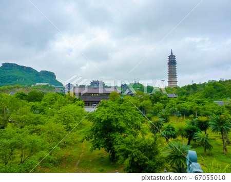 Famous Bai Dinh temple, Ninh Binh, Vietnam Famous Bai Dinh temple, Ninh Binh, Vietnam 67055010