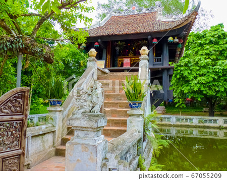Chua Mot Cot Pagoda, Hanoi, Vietnam 67055209