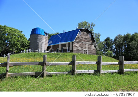 前小川家庭奶牛場（北海道定居點） 67057907