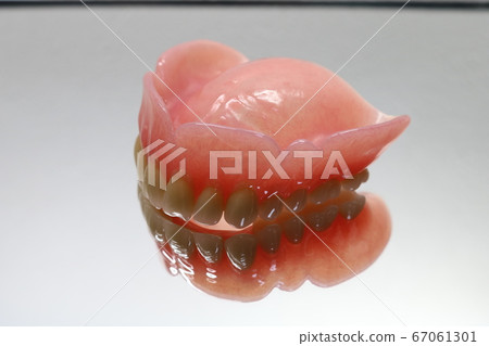 Tooth Tooth 67061301