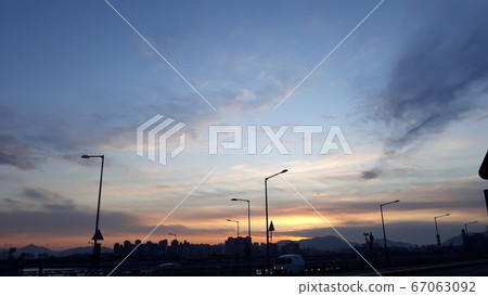 Sunset clouds 67063092