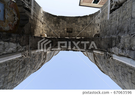 genoa porta soprana medieval gate genoa porta soprana medieval gate 67063596