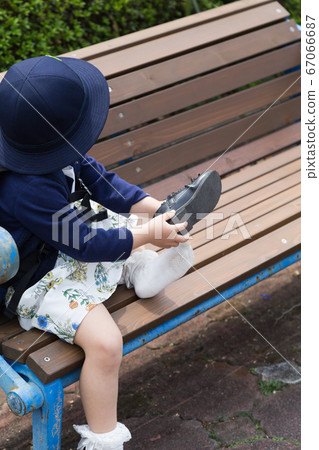 Kindergarten child 67066687