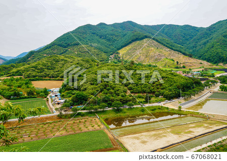 韓國忠清北道忠州市泗水面Sujupalbong North Rock Mountain 韓國忠清北道忠州市泗水面Sujupalbong North Rock Mountain 67068021