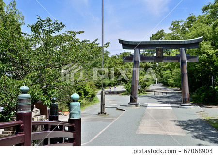 Torii at Sanbashira Shrine, Yanagawa Torii at Sanbashira Shrine, Yanagawa 67068903