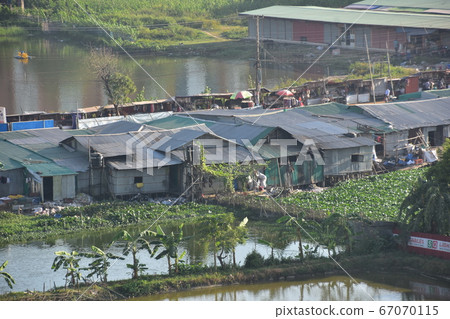孟加拉國考克斯的巴扎爾海灘村莊當地人居住的老房子 67070115