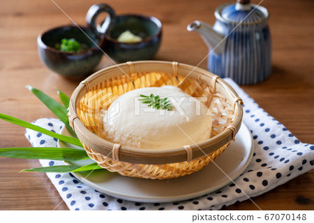 新鮮的豆腐 67070148