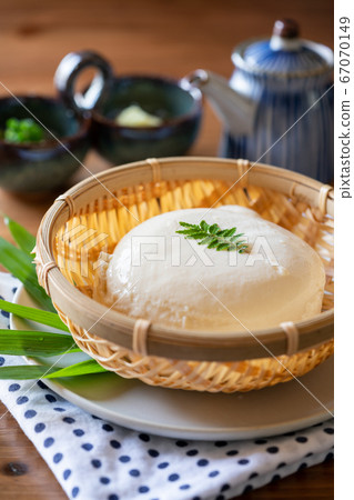 Fresh tofu 67070149