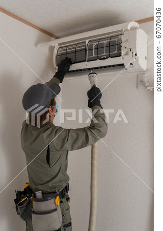 Air conditioner cleaning 67070436