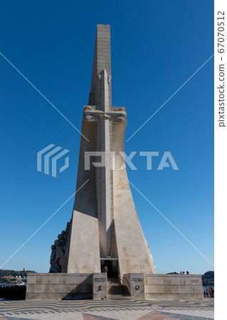Monument to the discoveries of Lisbon, Portugal 67070512