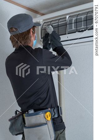 Air conditioner cleaning 67070791