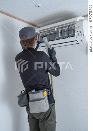 Air conditioner cleaning 67070792
