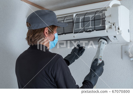 Air conditioner cleaning 67070800