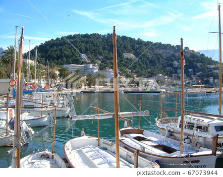 At the port of Mallorca, Spain 67073944