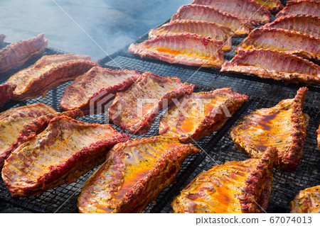 Ruddy pork ribs with a crust Ruddy pork ribs with a crust 67074013