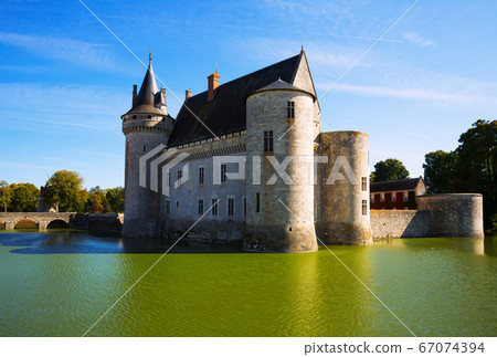 Chateau de Sully-sur-Loire, France 67074394