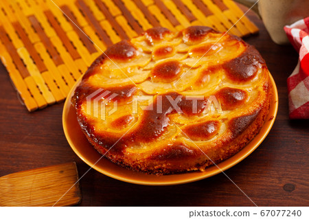 Homemade apple pie 67077240