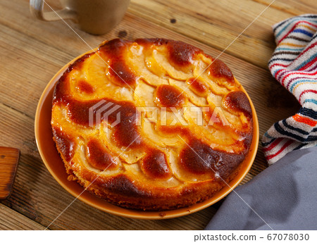Homemade apple pie Homemade apple pie 67078030