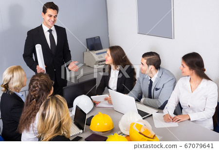 professionals and coach at design training professionals and coach at design training 67079641