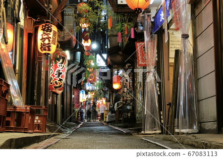 JR新宿站西口新宿回憶錄橫町 67083113