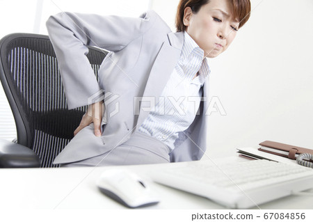 OL僵硬的肩膀 OL僵硬的肩膀 67084856