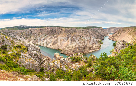 Mountainous wild landscape with canyon of Zrmanja Mountainous wild landscape with canyon of Zrmanja 67085678