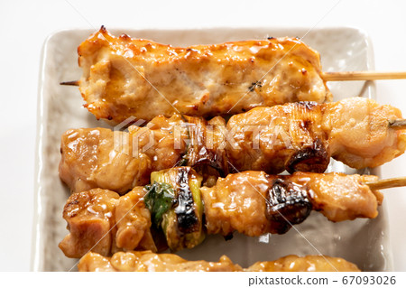 被分類的烤雞（tarareyaki），集中於蔥。 67093026