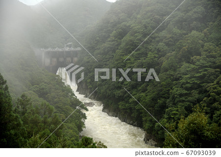 Tonoyama Dam (Aikawa Dam) 67093039