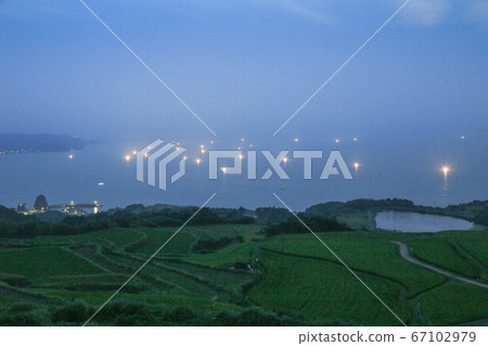 Yamaguchi Prefecture Summer, Yutoya district, Nagato city Togohata rice terraces and fishing fire Yamaguchi Prefecture Summer, Yutoya district, Nagato city Togohata rice terraces and fishing fire 67102979