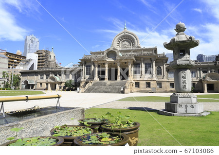 Tsukiji Honganji Temple in Tokyo 67103086