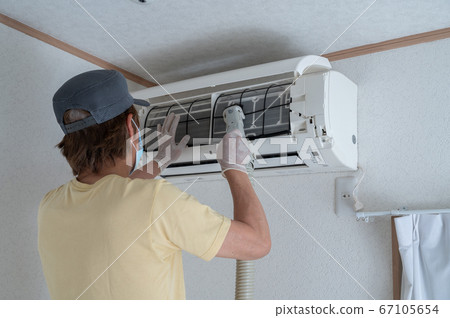 Air conditioner cleaning 67105654