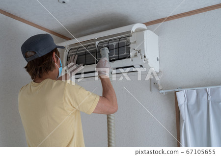 Air conditioner cleaning 67105655