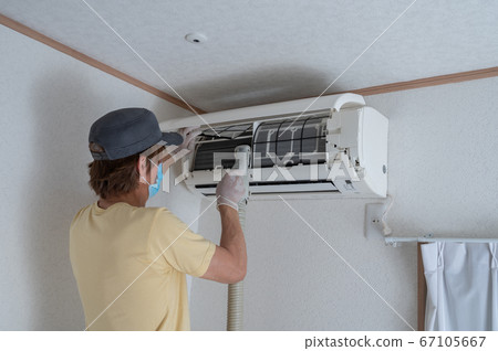Air conditioner cleaning 67105667
