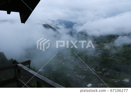 山形縣的雨季,從山寺(立石寺)眺望 山形縣的雨季,從山寺(立石寺)眺望 67106277