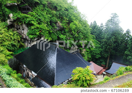 山形縣的雨季，從山寺（立石寺）眺望 67106289