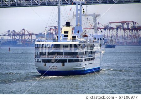 支持該島生命的第二艘客船Saruwaia Maru 支持該島生命的第二艘客船Saruwaia Maru 67106977