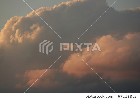 Cumulonimbus of sunset Cumulonimbus of sunset 67112812