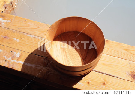 Tub Tub 67115113