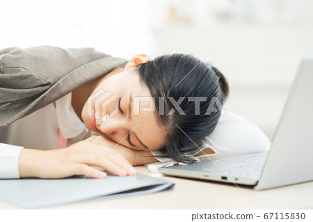 Business woman Business woman 67115830