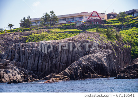 (福井縣)Tojinbo和從遊船上看到的旅遊設施 (福井縣)Tojinbo和從遊船上看到的旅遊設施 67116541