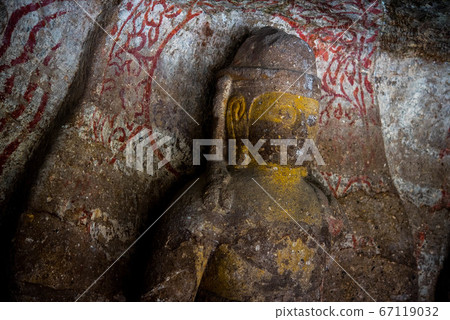 Silent prayer Buddha Silent prayer Buddha 67119032