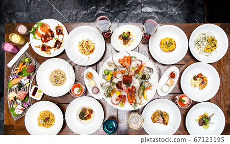 A la carte premium buffet restaurant A la carte premium buffet restaurant 67123195