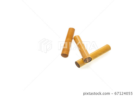 A penchant A penchant 67124055