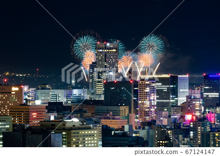 Fireworks in the heart of Sapporo / Sapporo, Hokkaido Fireworks in the heart of Sapporo / Sapporo, Hokkaido 67124147