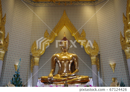 Thailand Bangkok Wat Trimit 67124426