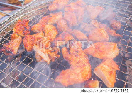 木炭烤雞，雞肉，雞肉外出就餐 67125482