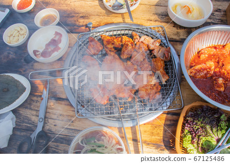 木炭烤雞，雞肉，雞肉外出就餐 67125486