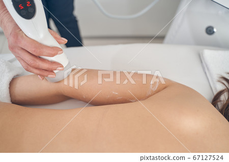 Maintaining elasticity of skin with modern ultrasound treatment Maintaining elasticity of skin with modern ultrasound treatment 67127524